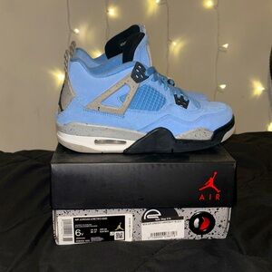 Jordan 4 university blue